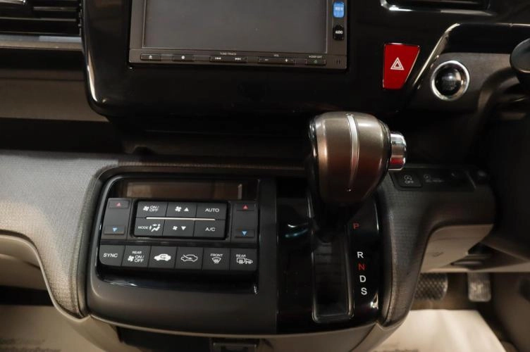 Honda Stepwgn 15 из 18