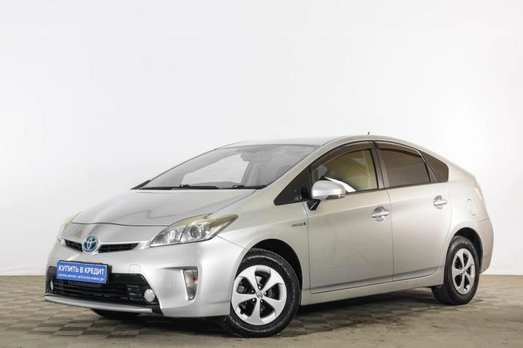 Toyota Prius 3 из 6