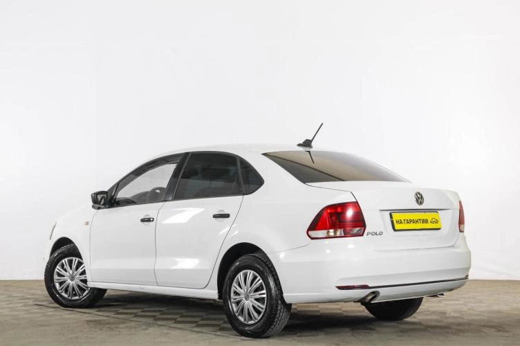Volkswagen Polo 4 из 6