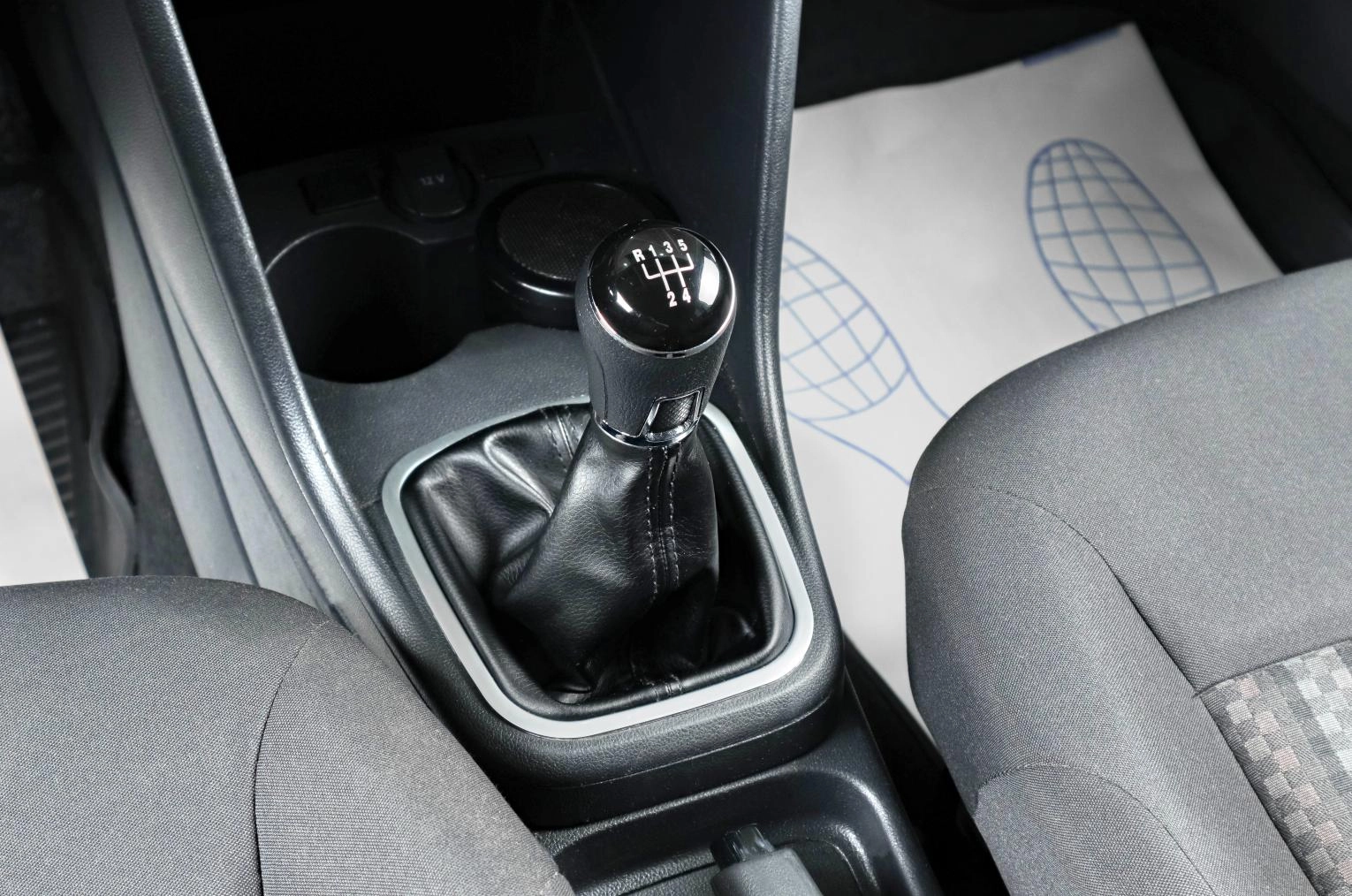 Volkswagen Polo 15 из 16