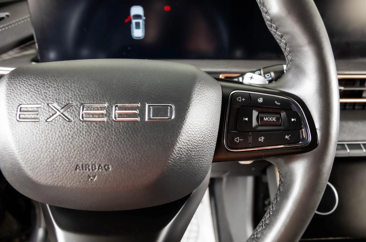 Exeed LX 16 из 25