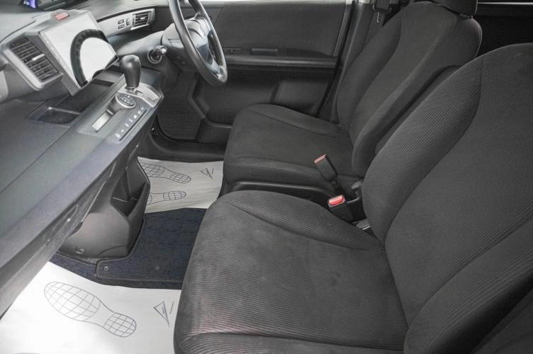 Honda Freed 8 из 19