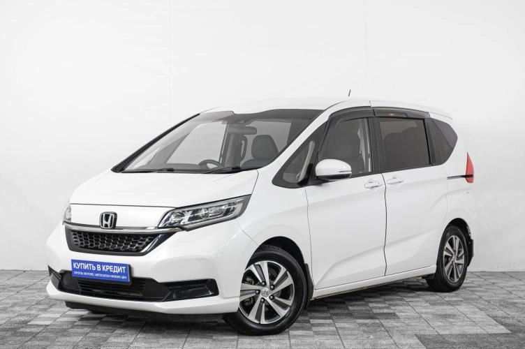 Honda Freed 3 из 6