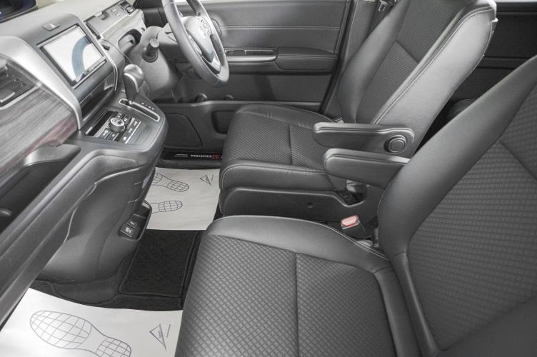 Honda Freed 8 из 22