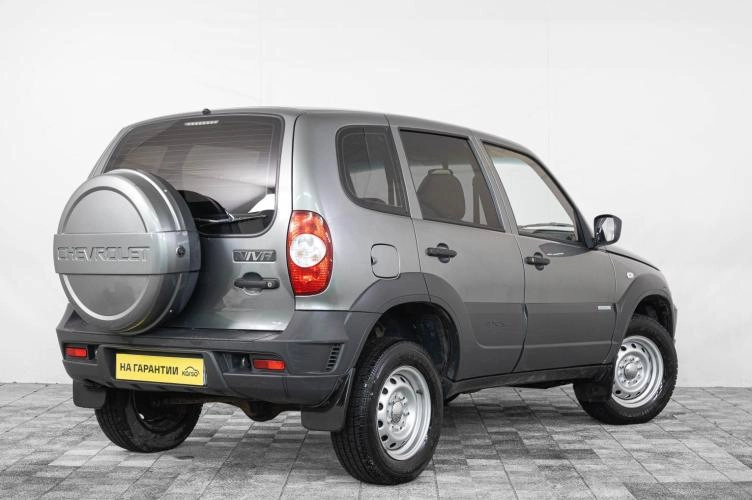 Chevrolet Niva 6 из 6