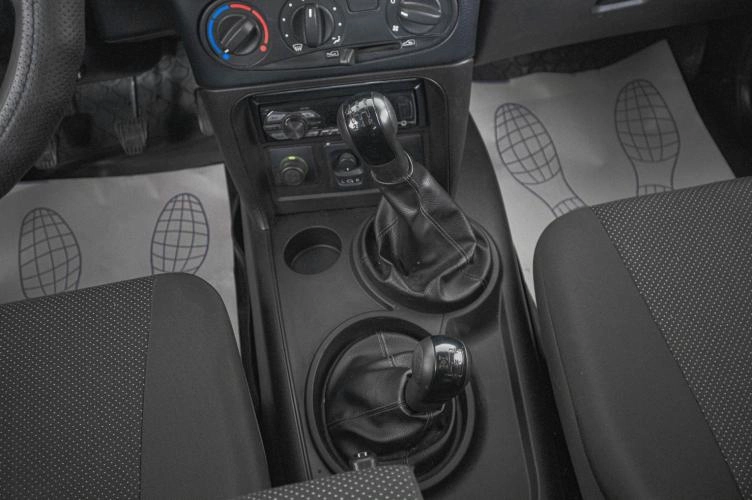 Chevrolet Niva 17 из 19
