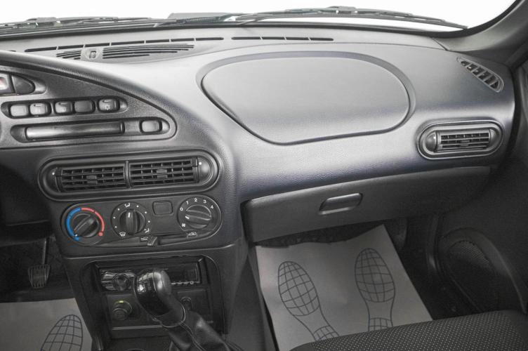 Chevrolet Niva 14 из 19
