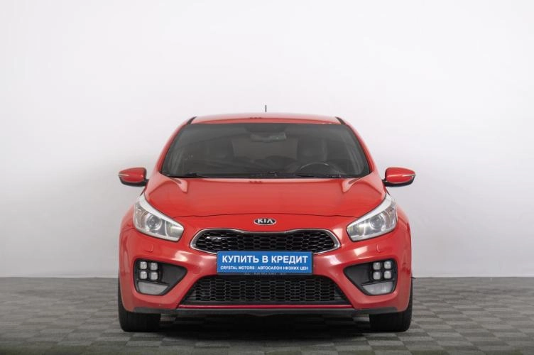 KIA cee'd GT 3 из 6