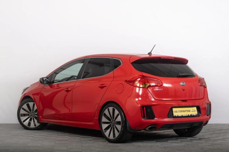 KIA cee'd GT 5 из 6