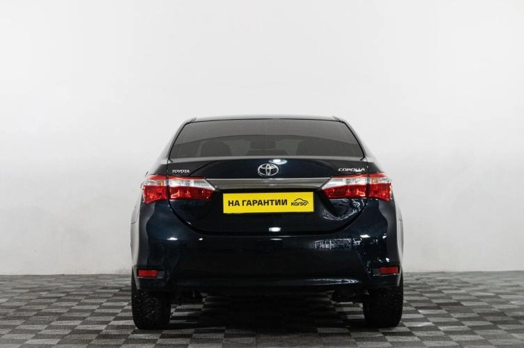 Toyota Corolla 5 из 6