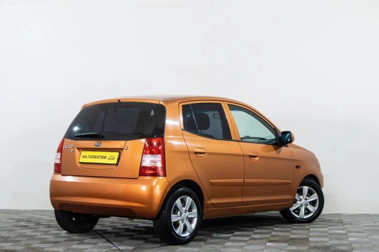 KIA Picanto 4 из 6