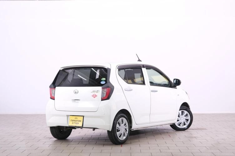 Daihatsu Mira e:S 6 из 6