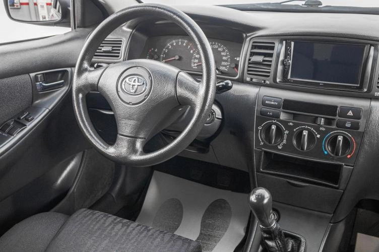 Toyota Corolla 14 из 23
