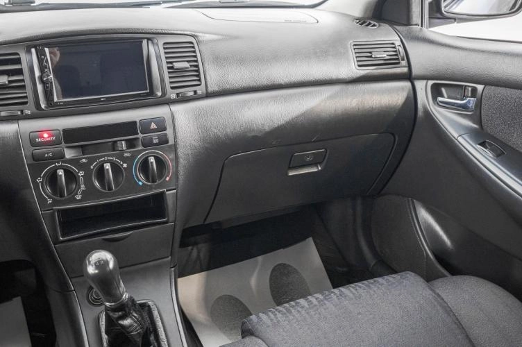 Toyota Corolla 19 из 23