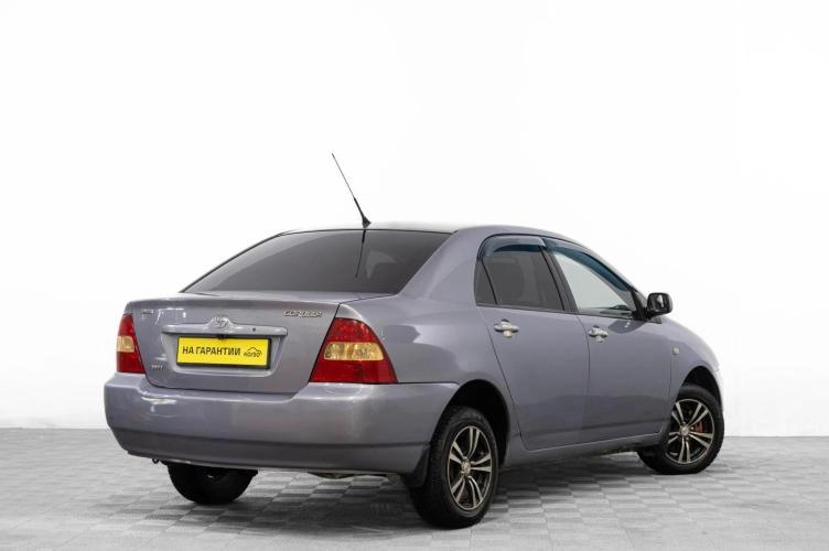 Toyota Corolla 4 из 6
