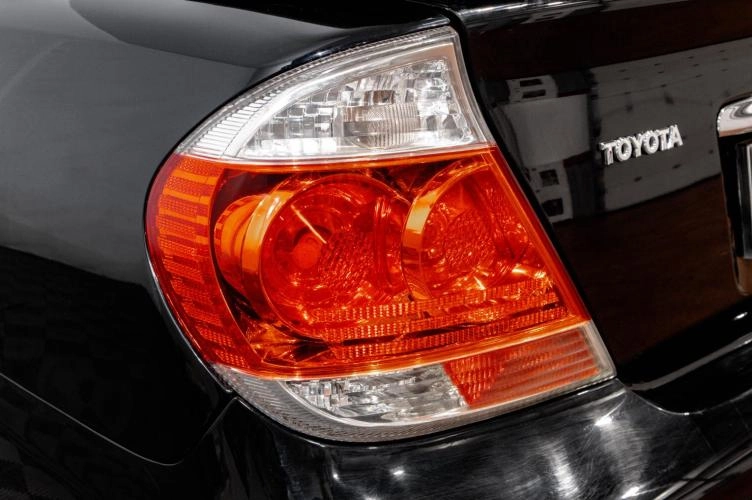 Toyota Camry 8 из 25