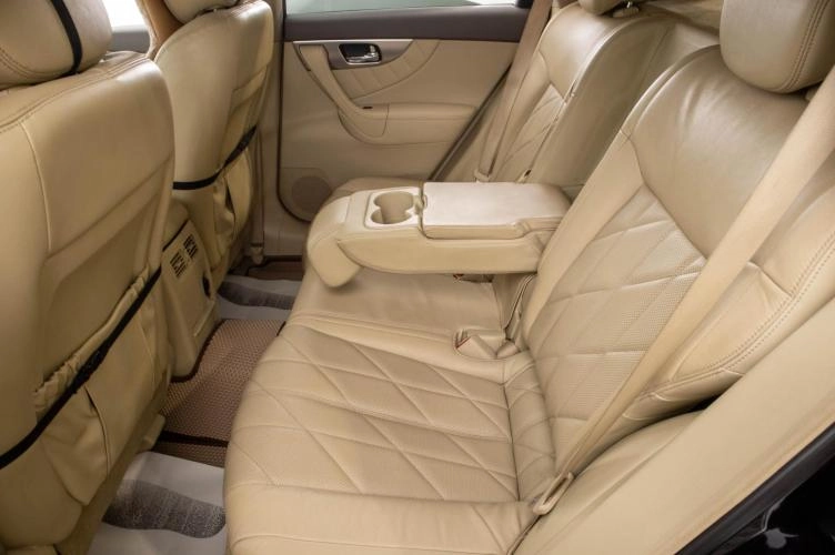 Infiniti FX35 27 из 31