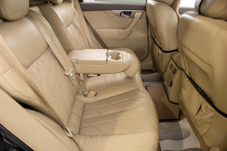 Infiniti FX35 28 из 31