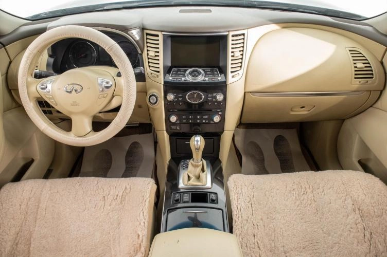 Infiniti FX35 9 из 31
