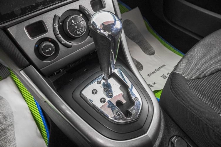 Peugeot 308 19 из 25