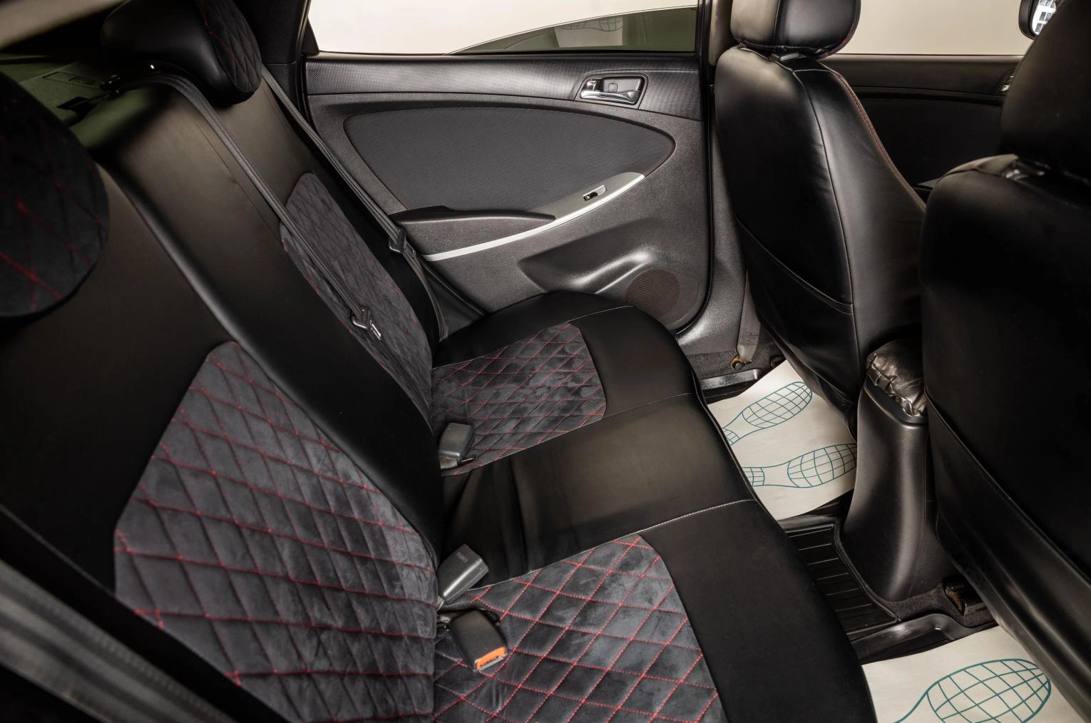 Hyundai Solaris 10 из 23