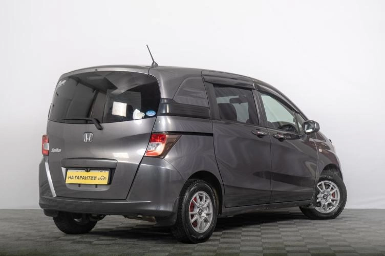Honda Freed 6 из 6