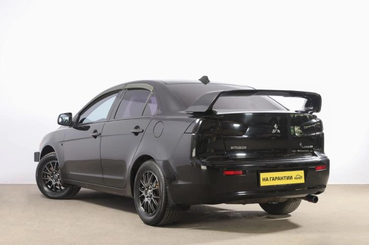 Mitsubishi Lancer 4 из 6