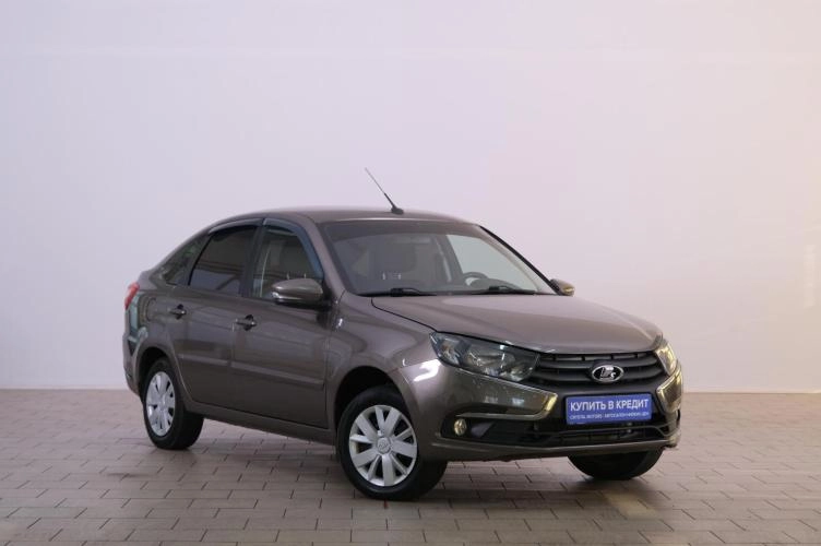 ВАЗ (LADA) Granta 1 из 6