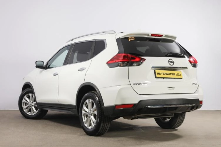 Nissan Rogue 4 из 6