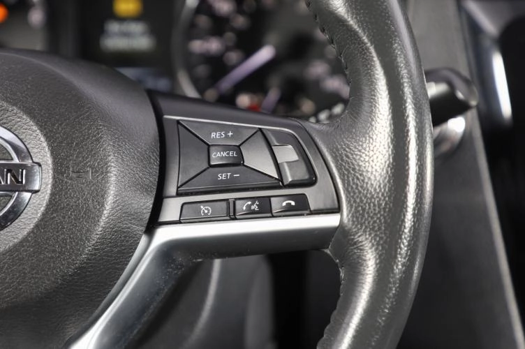 Nissan Rogue 13 из 18