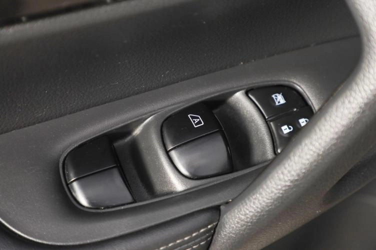 Nissan Rogue 15 из 18