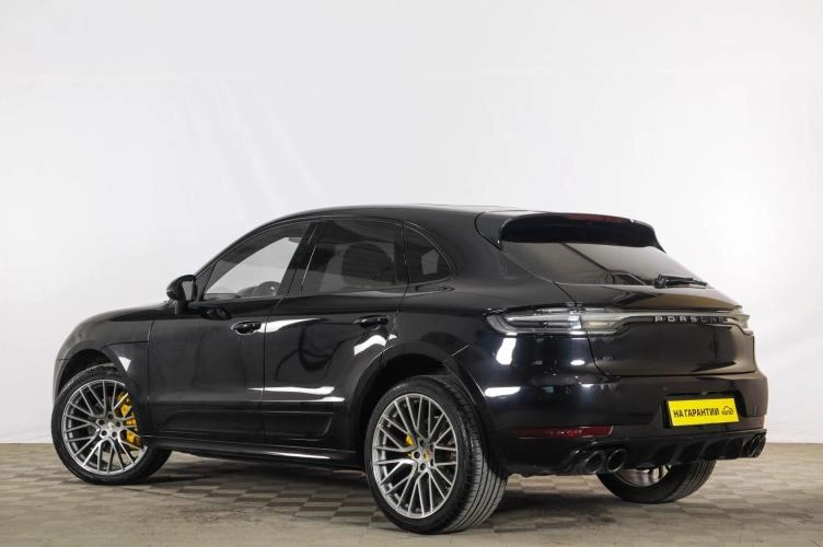 Porsche Macan 4 из 6