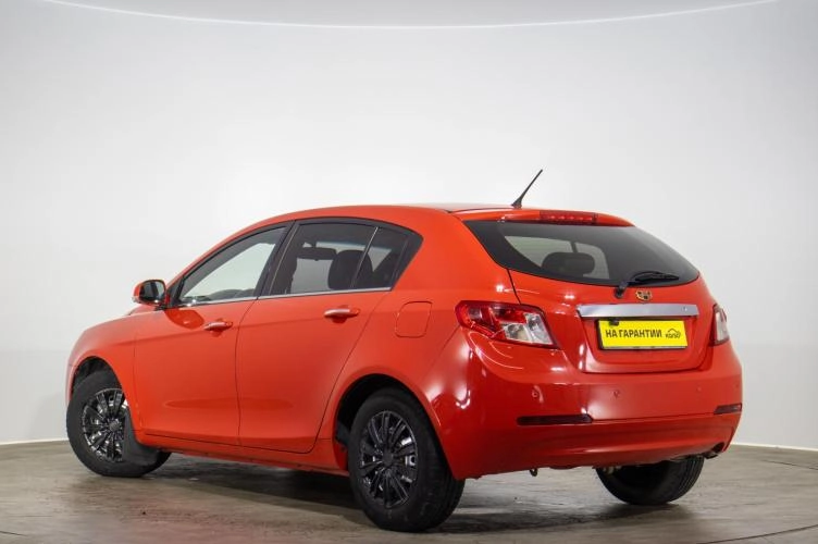 Geely Emgrand EC7 6 из 6