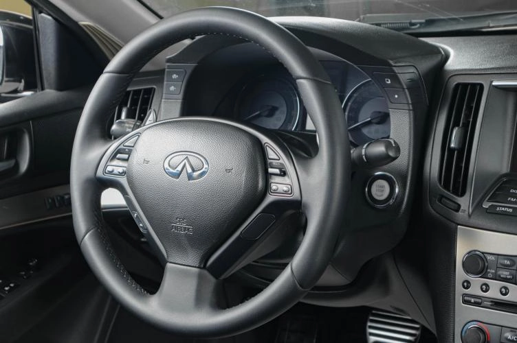 Infiniti G25 11 из 20