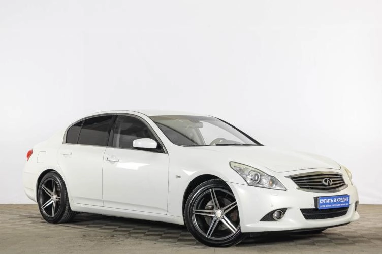 Infiniti G25 1 из 6