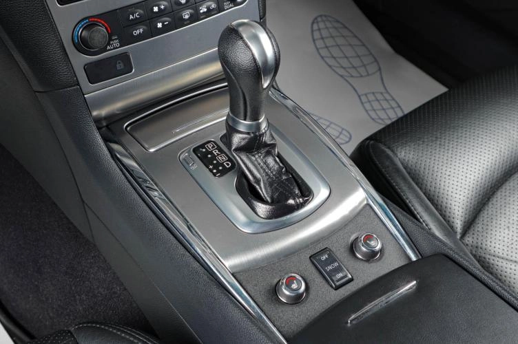 Infiniti G25 17 из 20