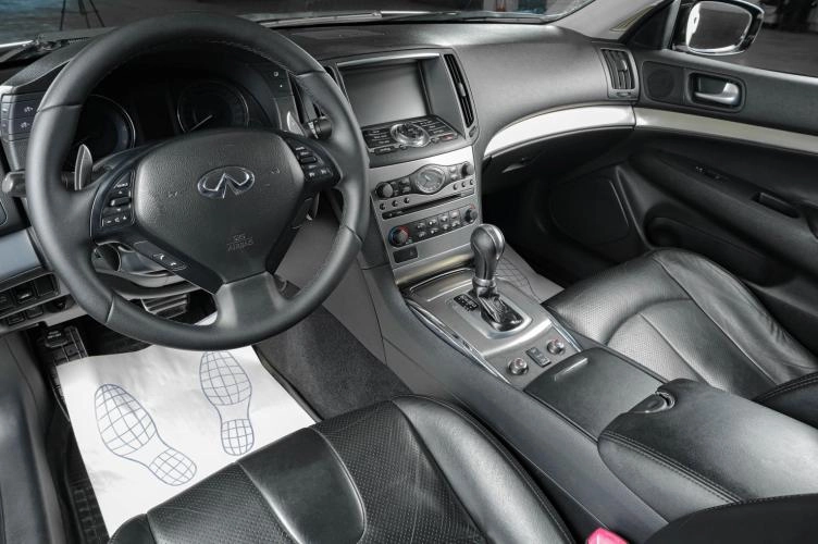 Infiniti G25 7 из 20