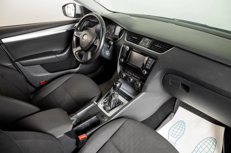 Skoda Octavia 10 из 24