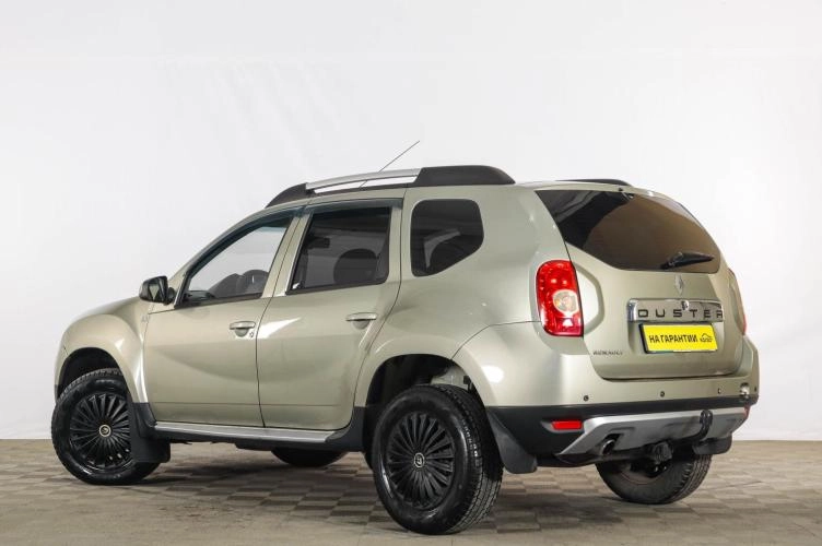 Renault Duster 4 из 6