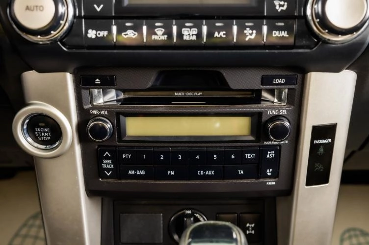Toyota Land Cruiser Prado 19 из 26