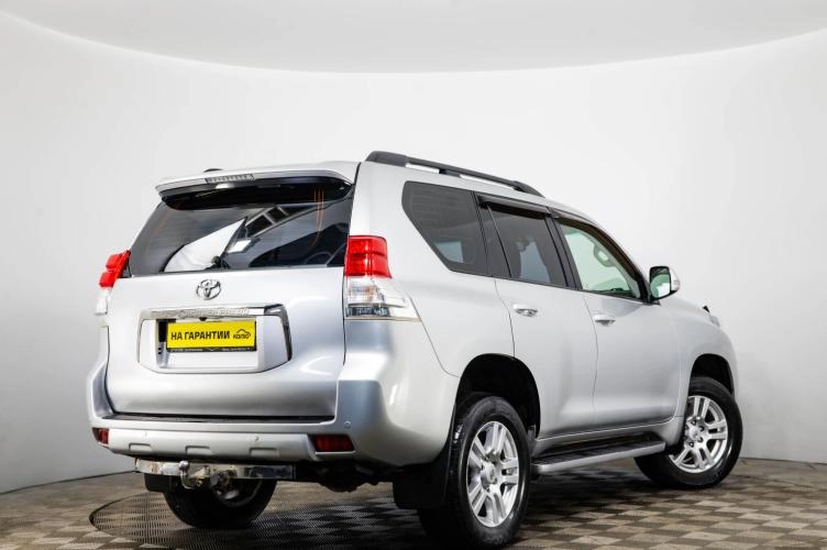 Toyota Land Cruiser Prado 4 из 6