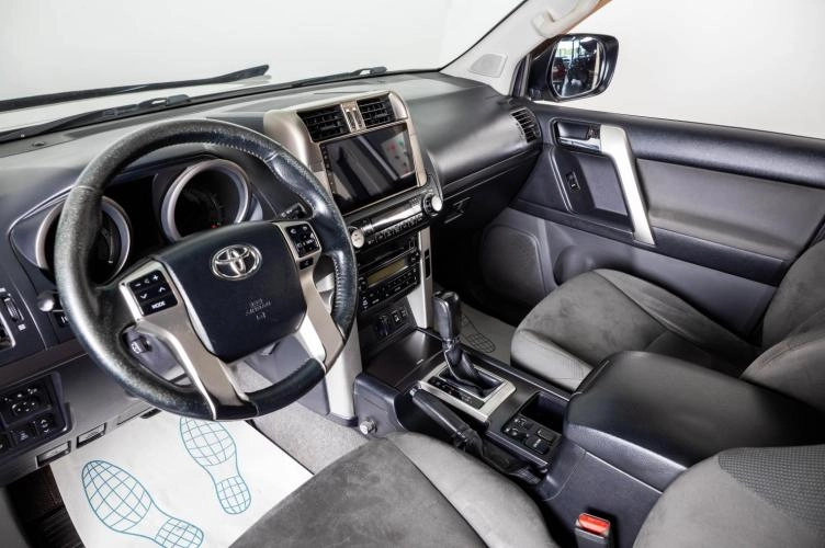 Toyota Land Cruiser Prado 8 из 26