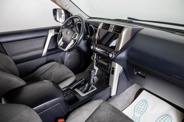 Toyota Land Cruiser Prado 11 из 26