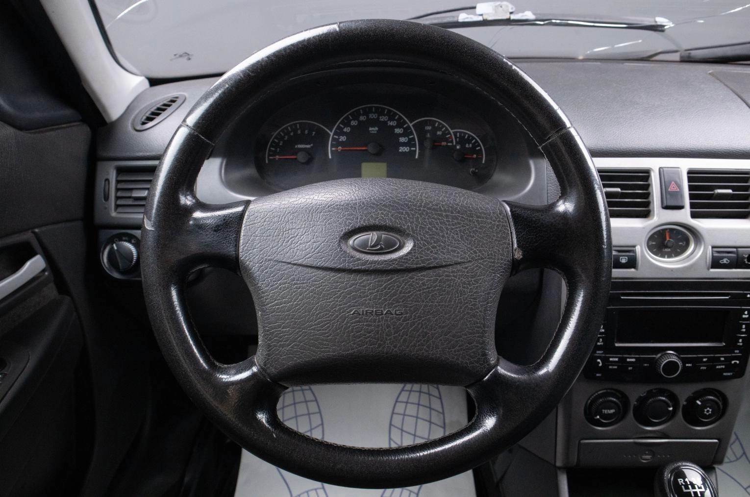 ВАЗ (LADA) Priora 9 из 16