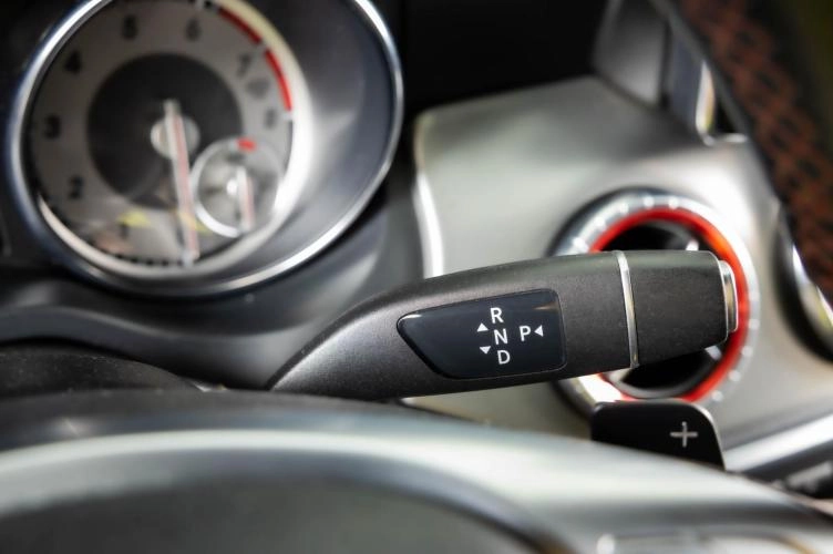 Mercedes-Benz CLA-класс 19 из 22