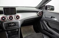 Mercedes-Benz CLA-класс 13 из 22