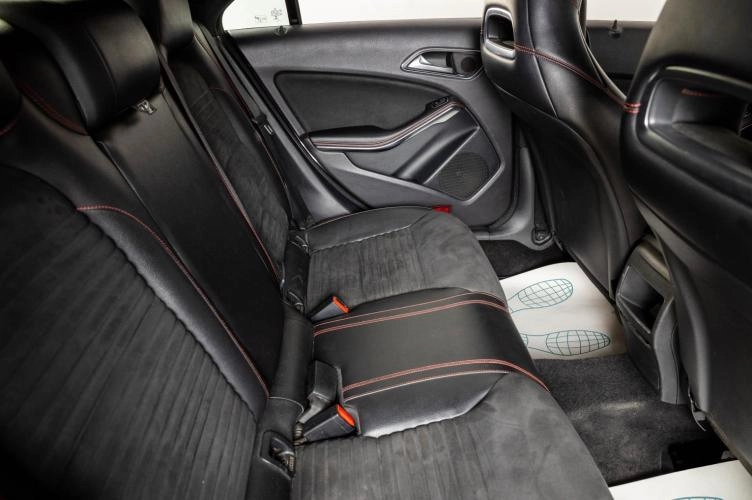 Mercedes-Benz CLA-класс 9 из 22