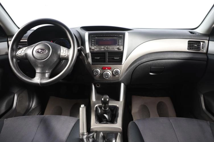Subaru Forester 8 из 18