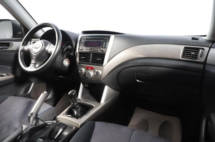 Subaru Forester 9 из 18