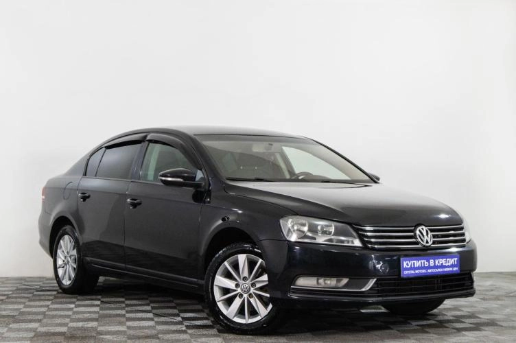 Volkswagen Passat 1 из 6